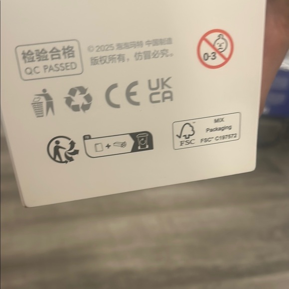 Authentic love Labubu - Picture 5 of 5